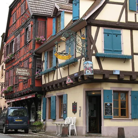 Le Tokay Apartment *
